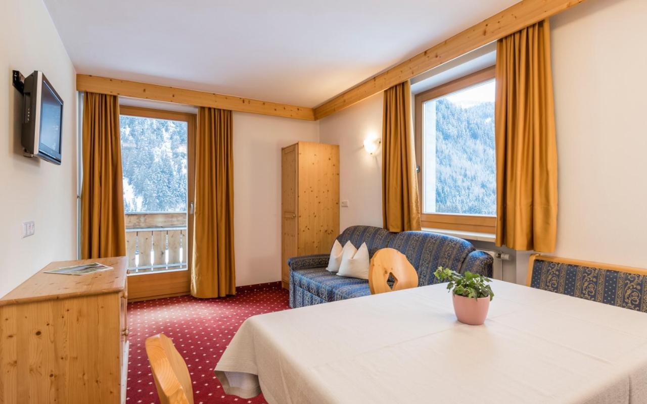 B&B Hotel Alpenrose Rooms & Apartments Вальес Экстерьер фото