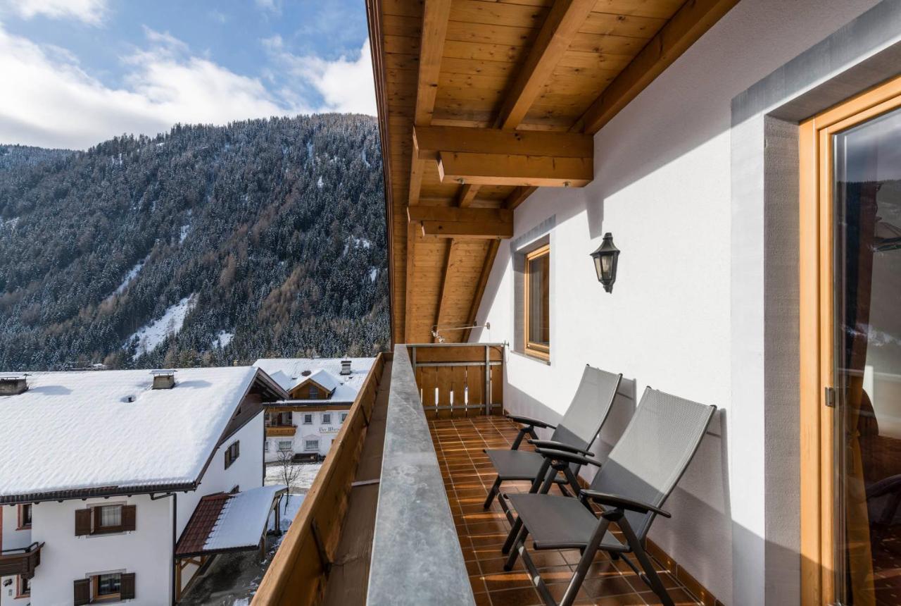 B&B Hotel Alpenrose Rooms & Apartments Вальес Экстерьер фото