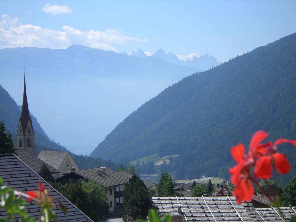 B&B Hotel Alpenrose Rooms & Apartments Вальес Экстерьер фото