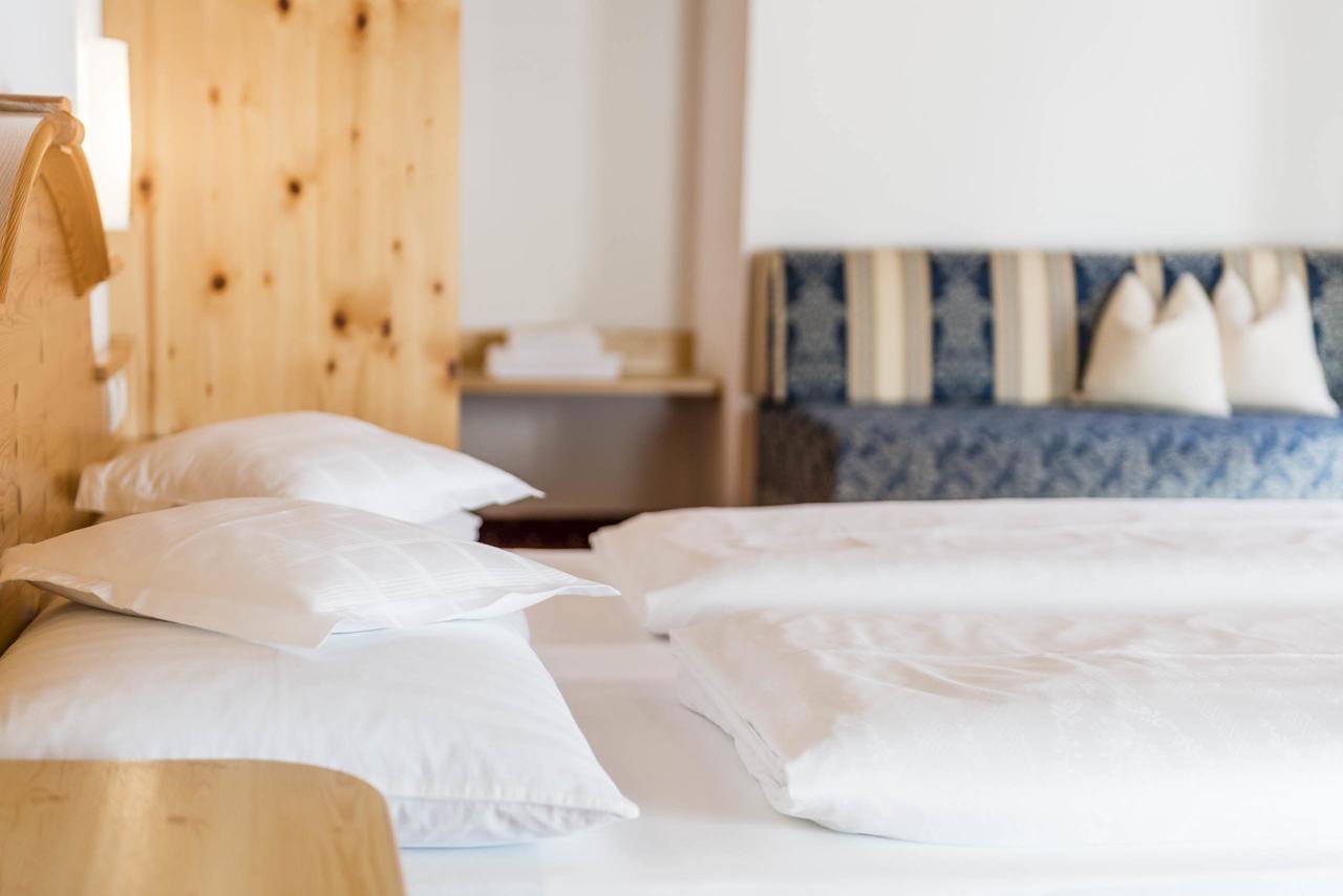 B&B Hotel Alpenrose Rooms & Apartments Вальес Экстерьер фото