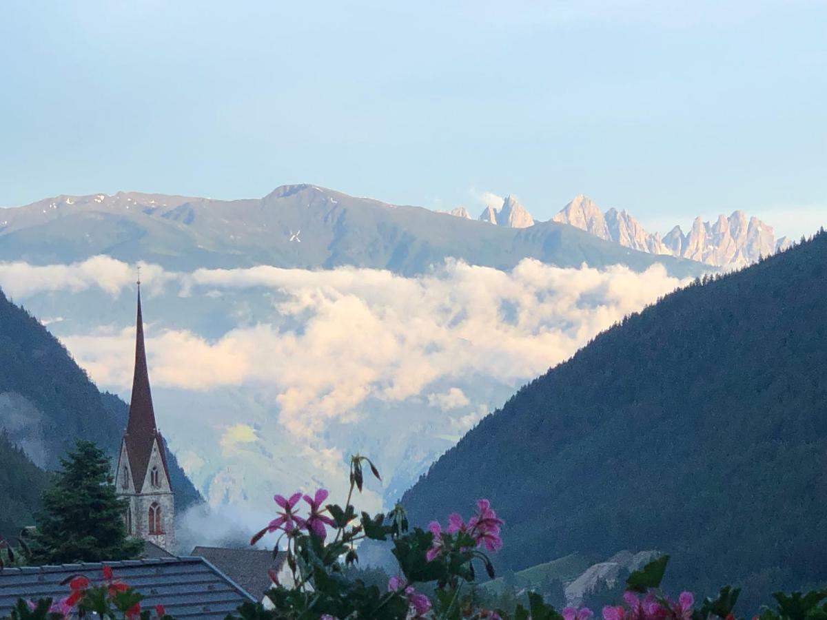 B&B Hotel Alpenrose Rooms & Apartments Вальес Экстерьер фото